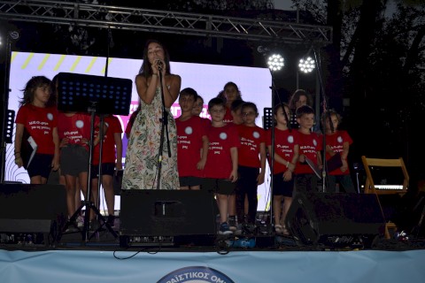 "ΖΩ ΚΑΙ ΤΡΑΓΟΥΔΩ ΔΕΝ ΕΞΑΡΤΩΜΑΙ 2024"