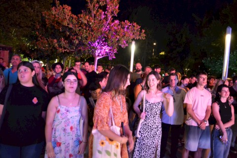 "ΖΩ ΚΑΙ ΤΡΑΓΟΥΔΩ ΔΕΝ ΕΞΑΡΤΩΜΑΙ 2024"