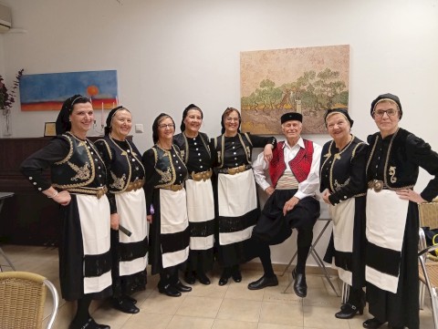 «Βήματα & Γεύσεις στις Γειτονιές της Ελλάδας»