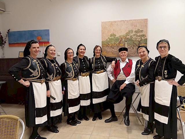 «Βήματα & Γεύσεις στις Γειτονιές της Ελλάδας»